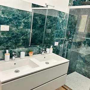 San Peter Vale House Apartamento